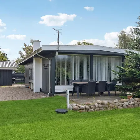 Beautiful In With Kitchen Samsø