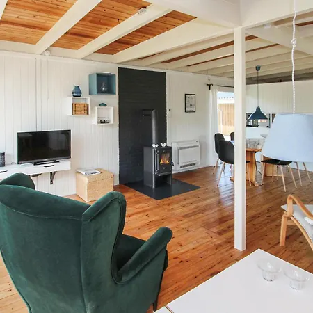 Beautiful In With Kitchen Samsø